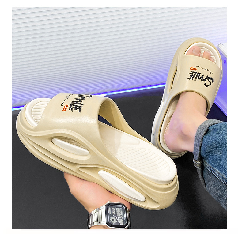 Unisex-Slipper mit dicker Sohle und Smiley-Print