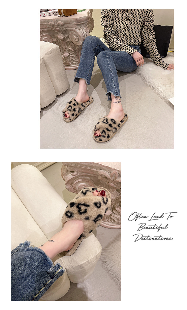 Pantofole da donna morbide con stampa leopardata e cinturino incrociato