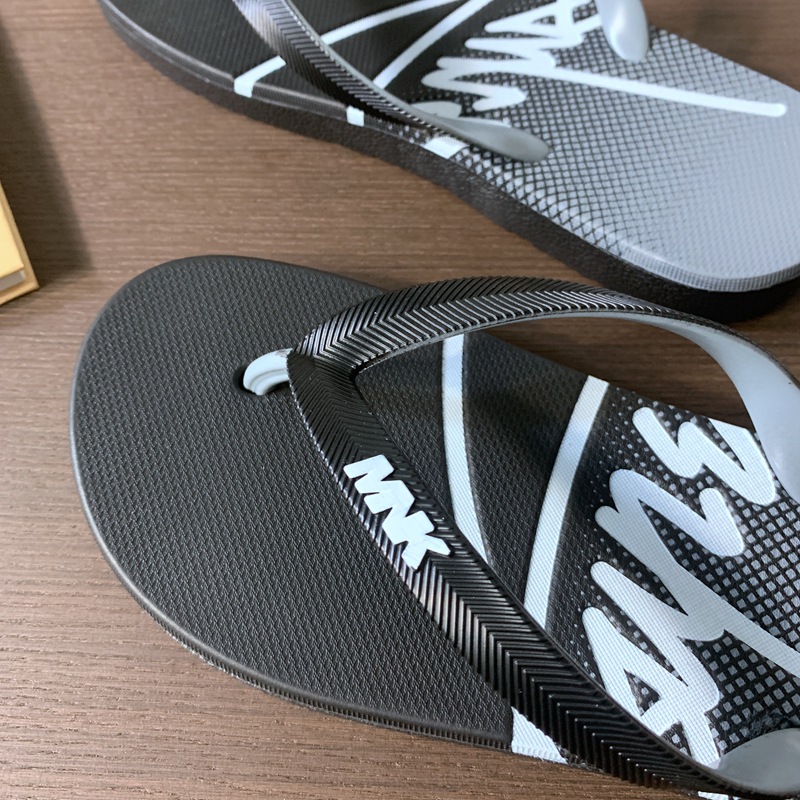 Men's Sporty Gradient Beach Flip Flops