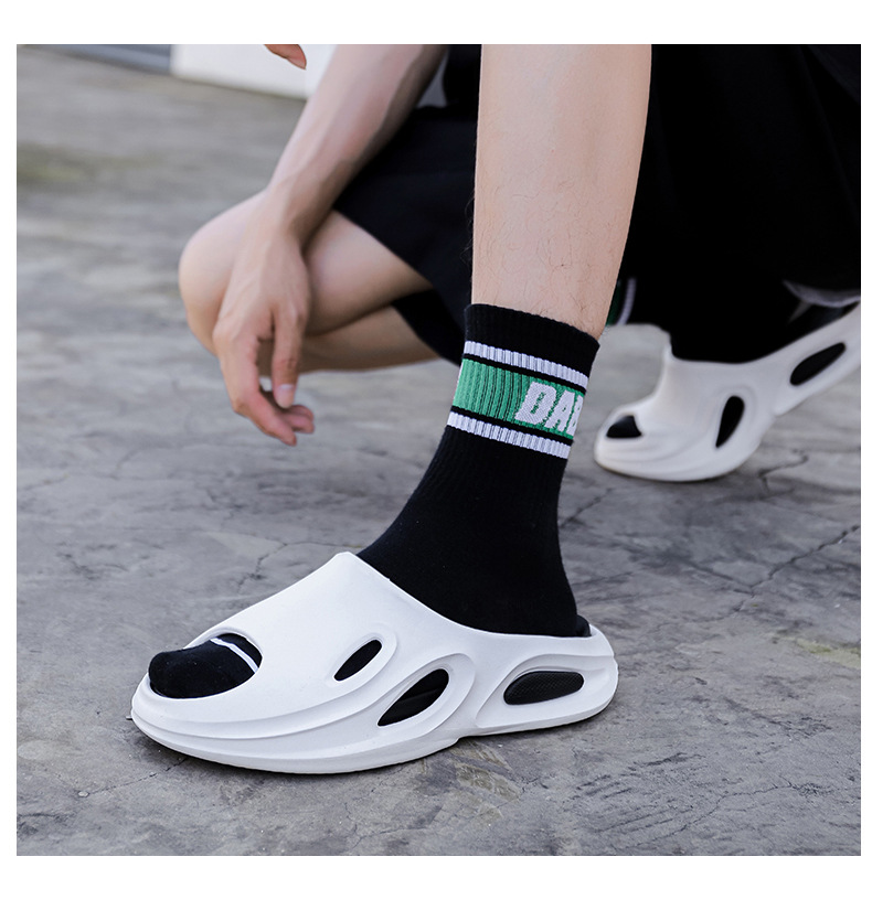 Men's Sporty Foam Slide Slippers with Contrast Sole