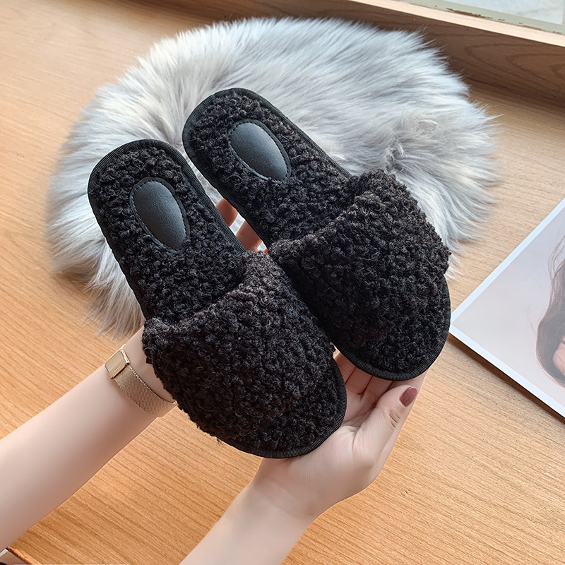 Dames slippers van pluizig teddyfleece 5