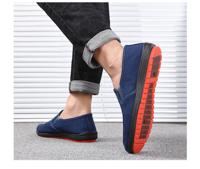 Lässige Herren-Slipper aus Canvas mit kontrastierender Sohle