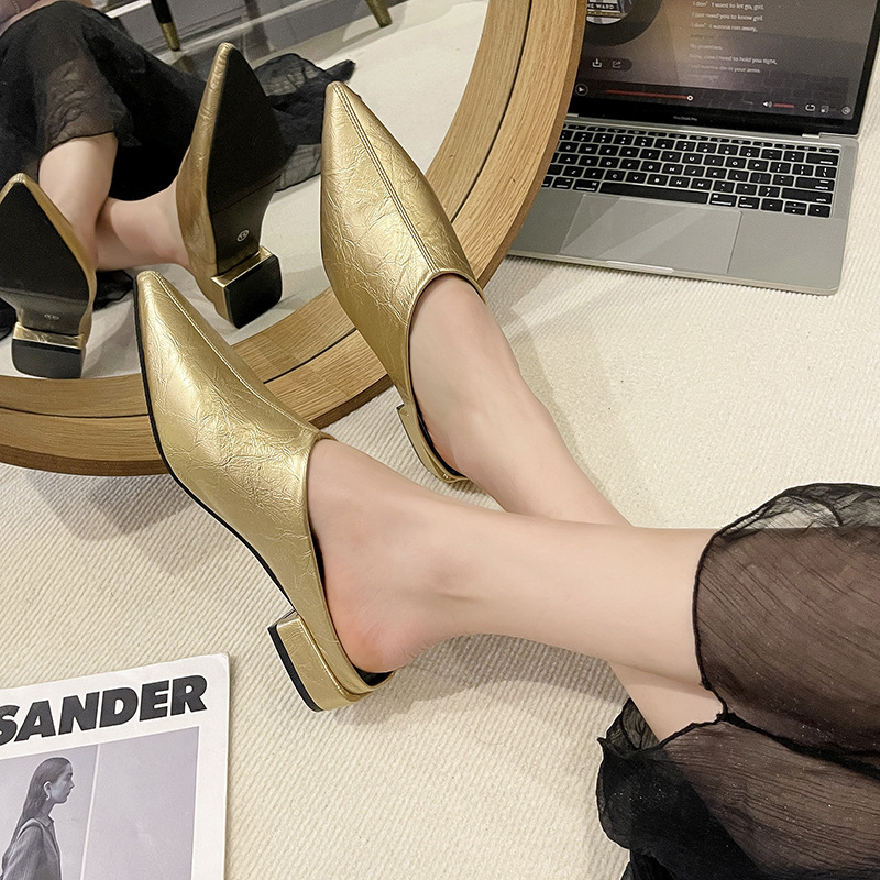 Mules da donna con punta affusolata e tacco basso a blocco