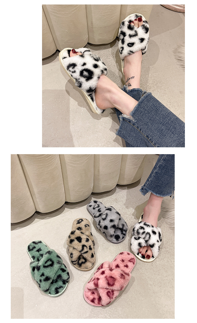 Pantofole da donna morbide con stampa leopardata e cinturino incrociato
