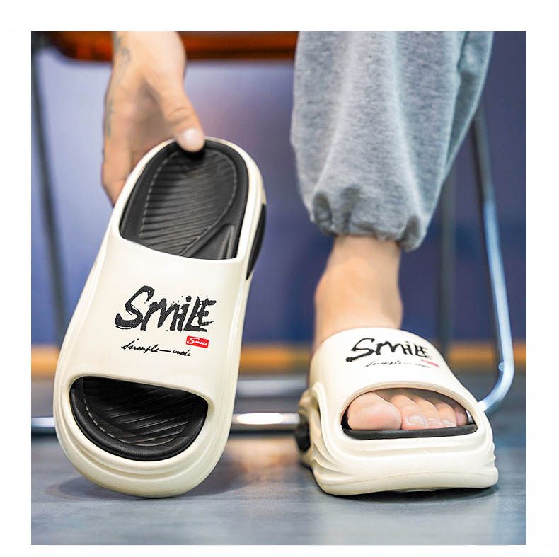 Unisex-Slipper mit dicker Sohle und Smiley-Print