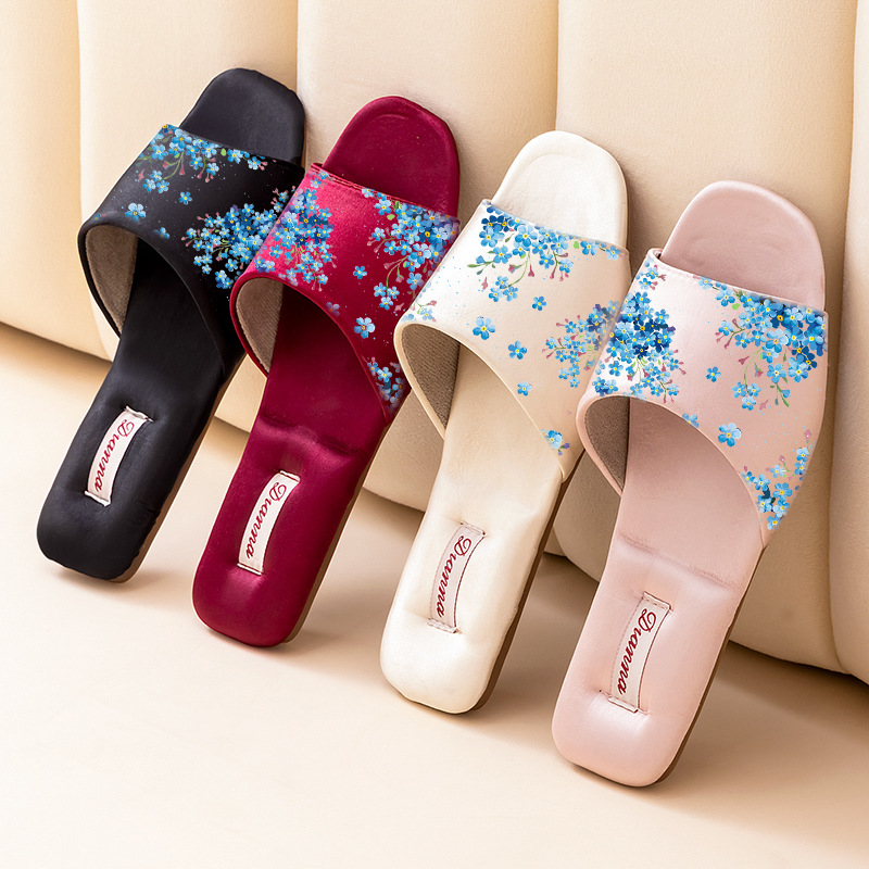 Elegante flache Damenpantoffeln mit Blumenmuster 2