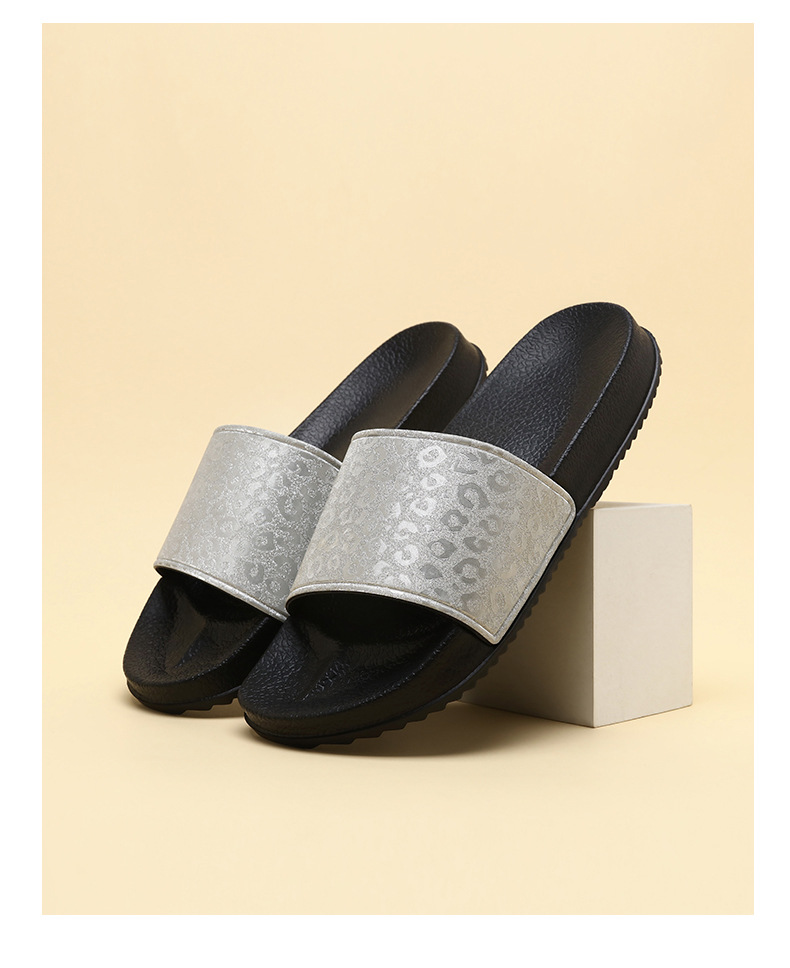 Damen-Slipper mit Leopardenmuster