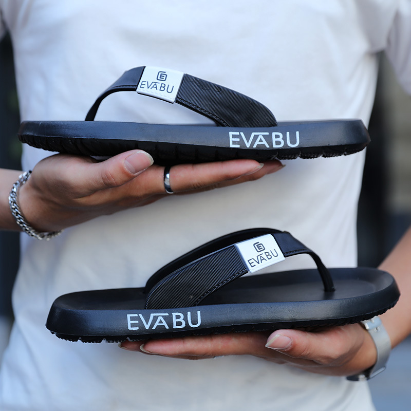 Men's Lightweight Beach Flip Flops Sporty Thong Sandals 2