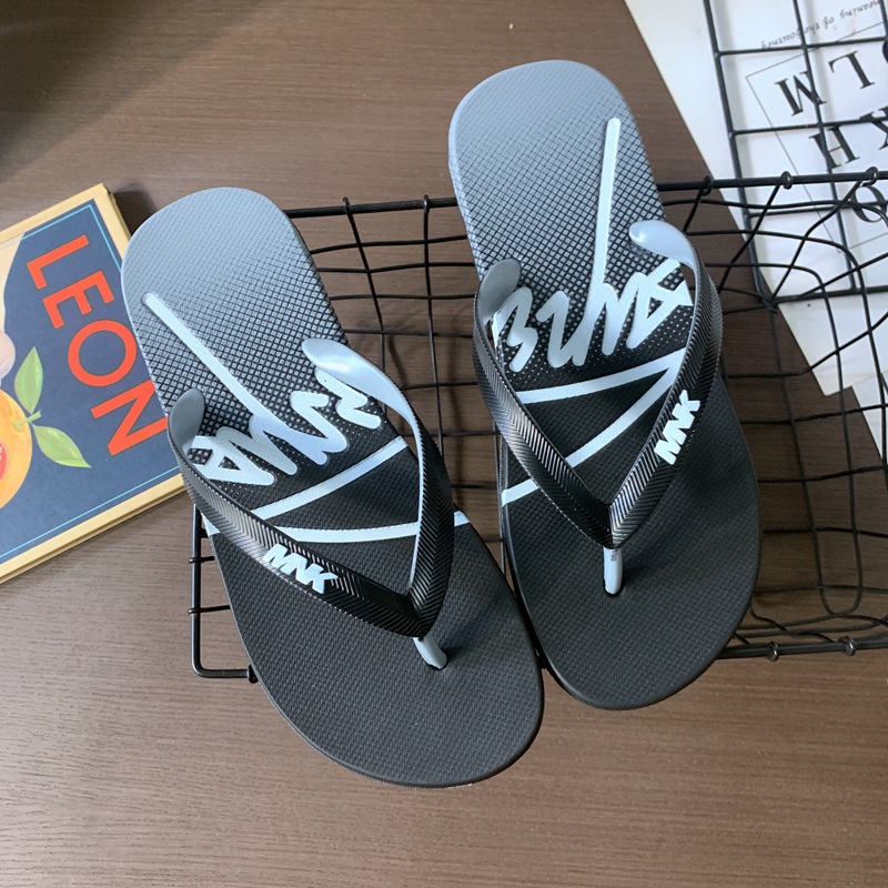 Men's Sporty Gradient Beach Flip Flops