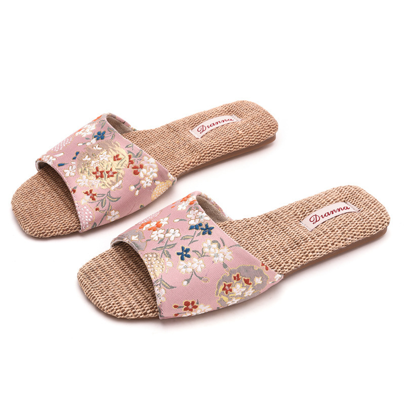 Ciabatte da donna vintage con ricami floreali 6