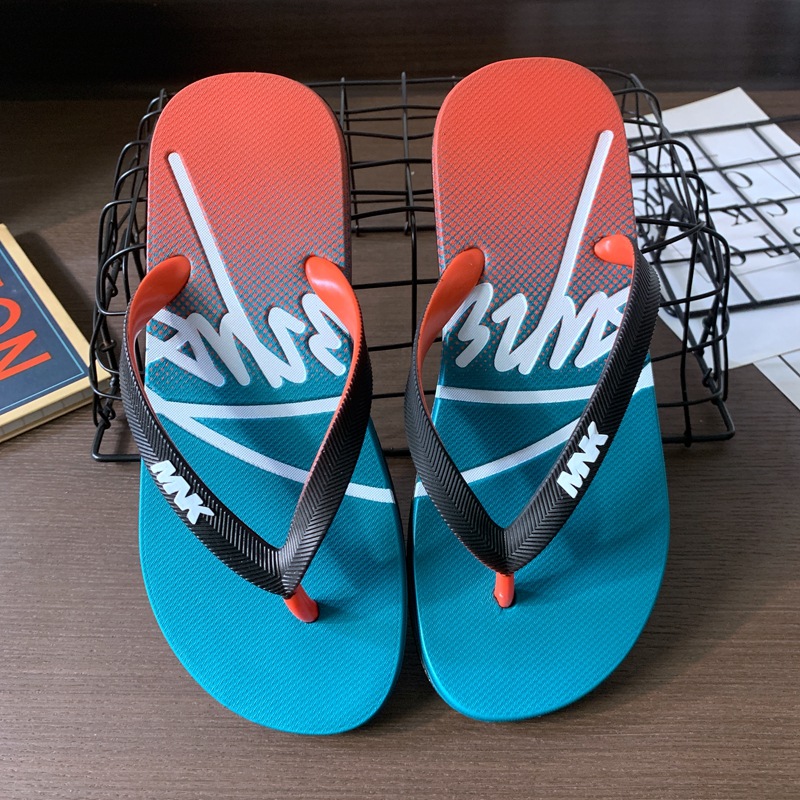 Men's Sporty Gradient Beach Flip Flops 3